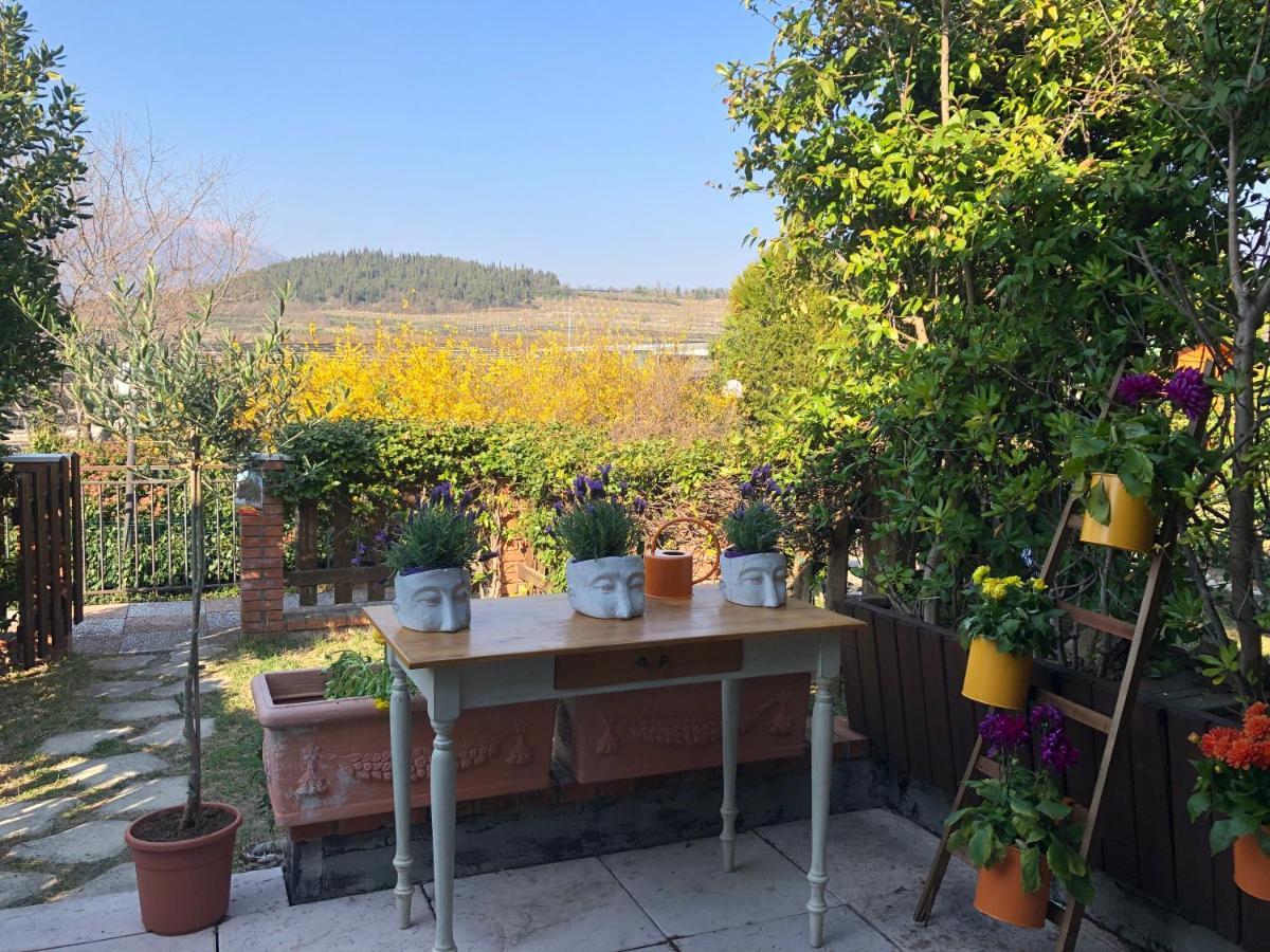 Relais Il Pigno Guest House Affi Bagian luar foto