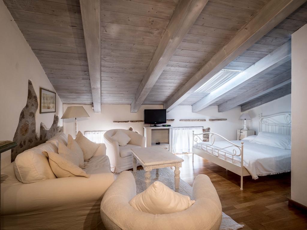 Relais Il Pigno Guest House Affi Bagian luar foto