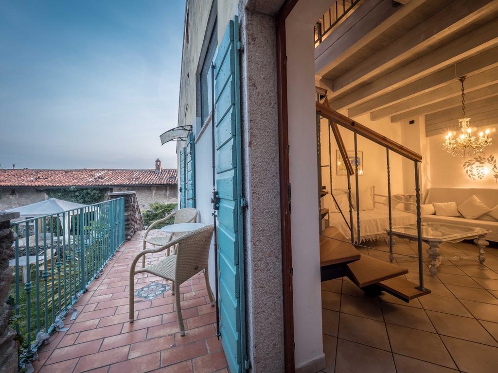 Relais Il Pigno Guest House Affi Bagian luar foto